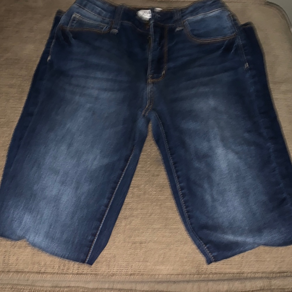 Only worn 1 time